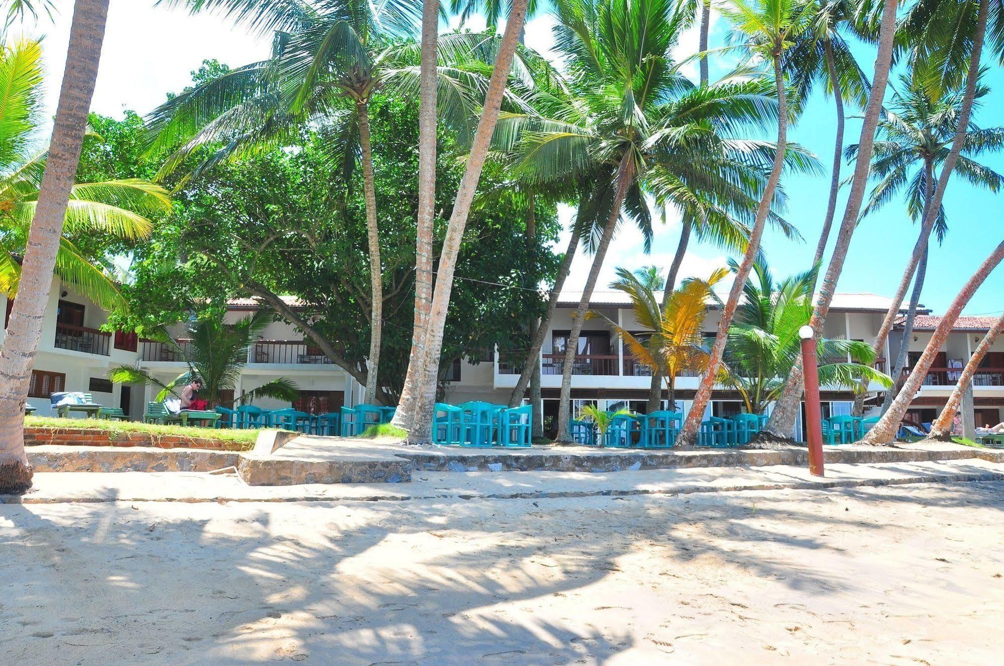 Ypsylon Tourist Resort Берувала Екстериор снимка